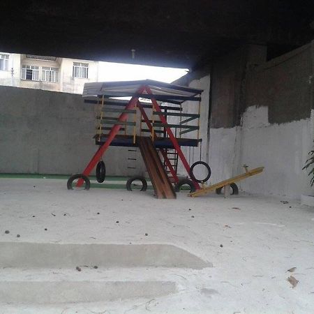 Apartamento bem localizado em condomínio de casas. Río de Janeiro Exterior foto